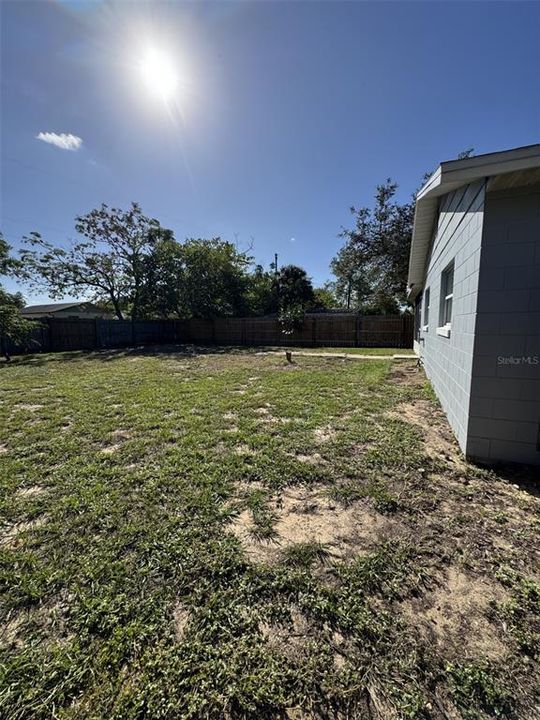 На продажу: $224,900 (3 спален, 1 ванн, 960 Квадратных фут)