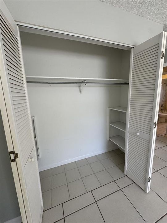 На продажу: $224,900 (3 спален, 1 ванн, 960 Квадратных фут)