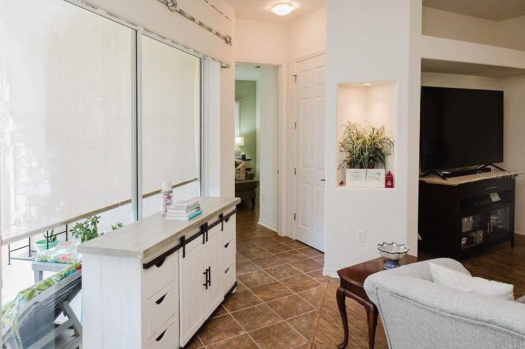 На продажу: $559,900 (4 спален, 3 ванн, 2601 Квадратных фут)