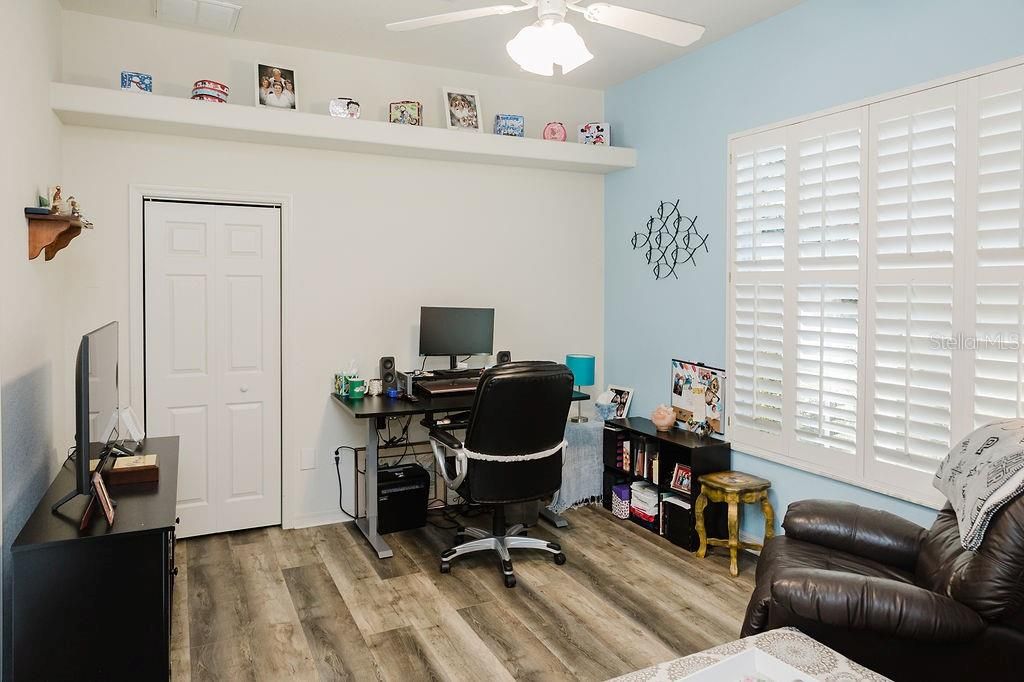 На продажу: $559,900 (4 спален, 3 ванн, 2601 Квадратных фут)