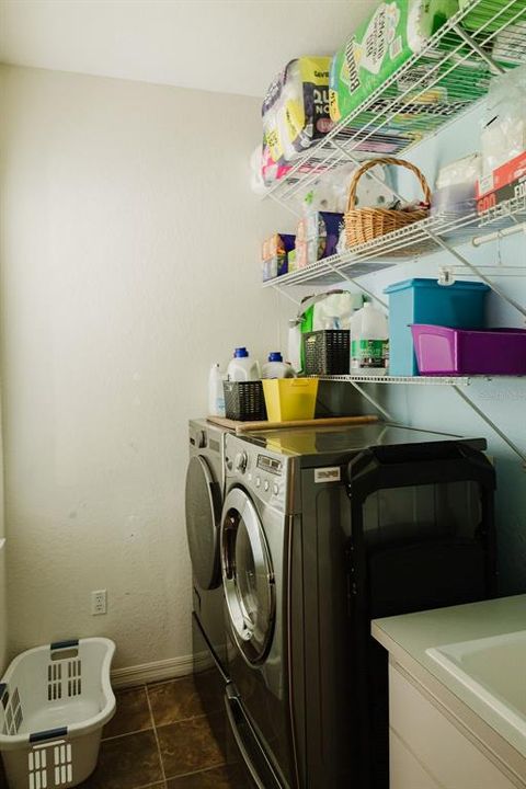 На продажу: $559,900 (4 спален, 3 ванн, 2601 Квадратных фут)