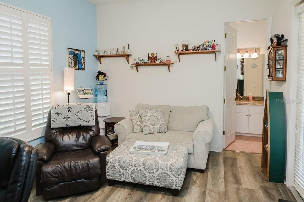 На продажу: $559,900 (4 спален, 3 ванн, 2601 Квадратных фут)