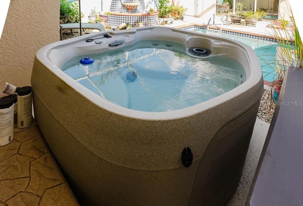 На продажу: $559,900 (4 спален, 3 ванн, 2601 Квадратных фут)