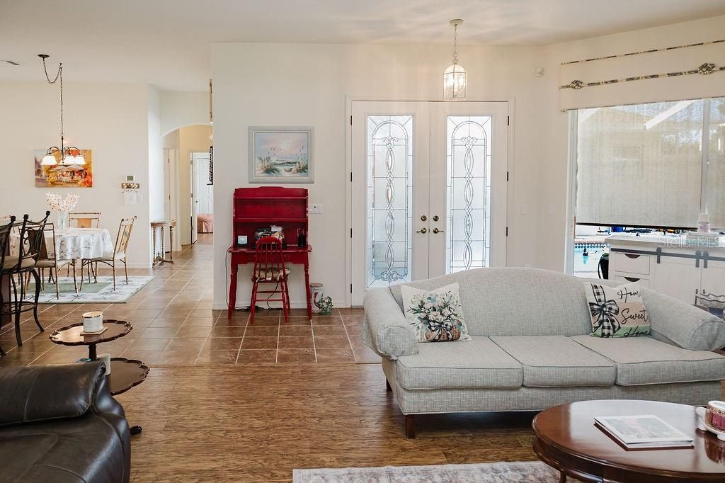 На продажу: $559,900 (4 спален, 3 ванн, 2601 Квадратных фут)