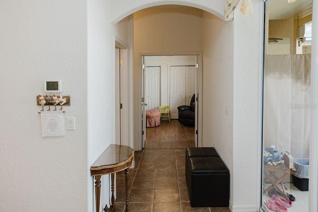 На продажу: $559,900 (4 спален, 3 ванн, 2601 Квадратных фут)