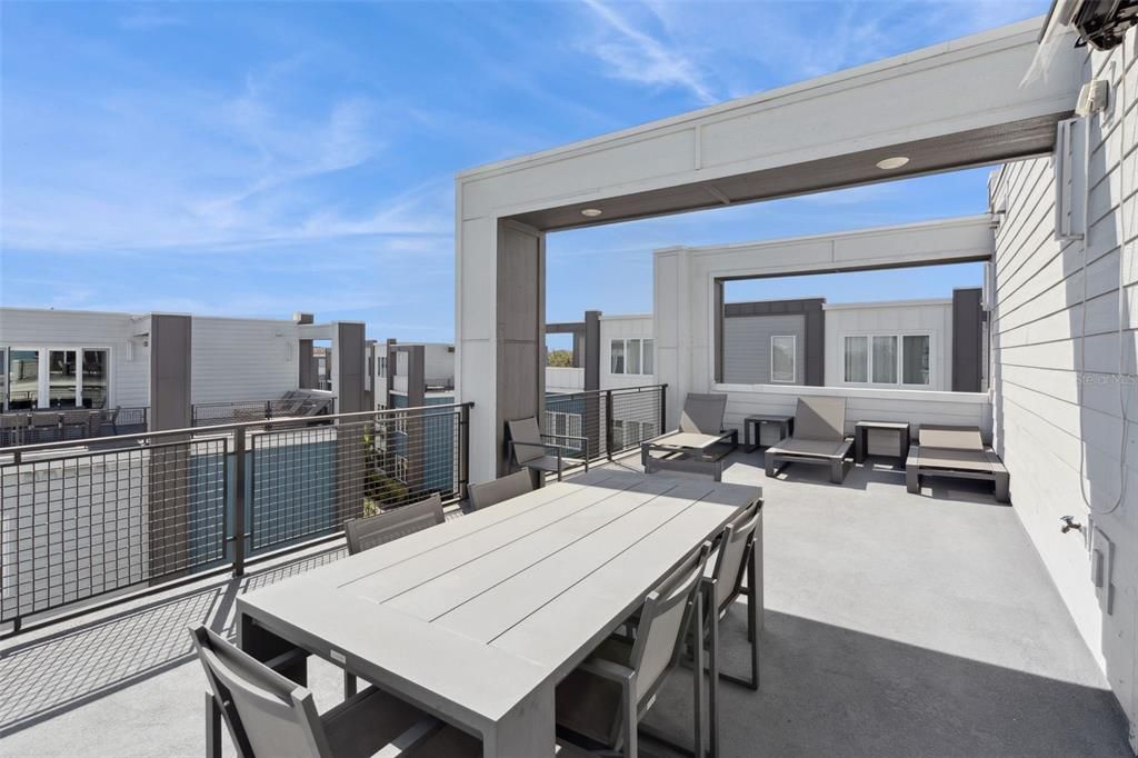 На продажу: $449,999 (5 спален, 4 ванн, 2630 Квадратных фут)