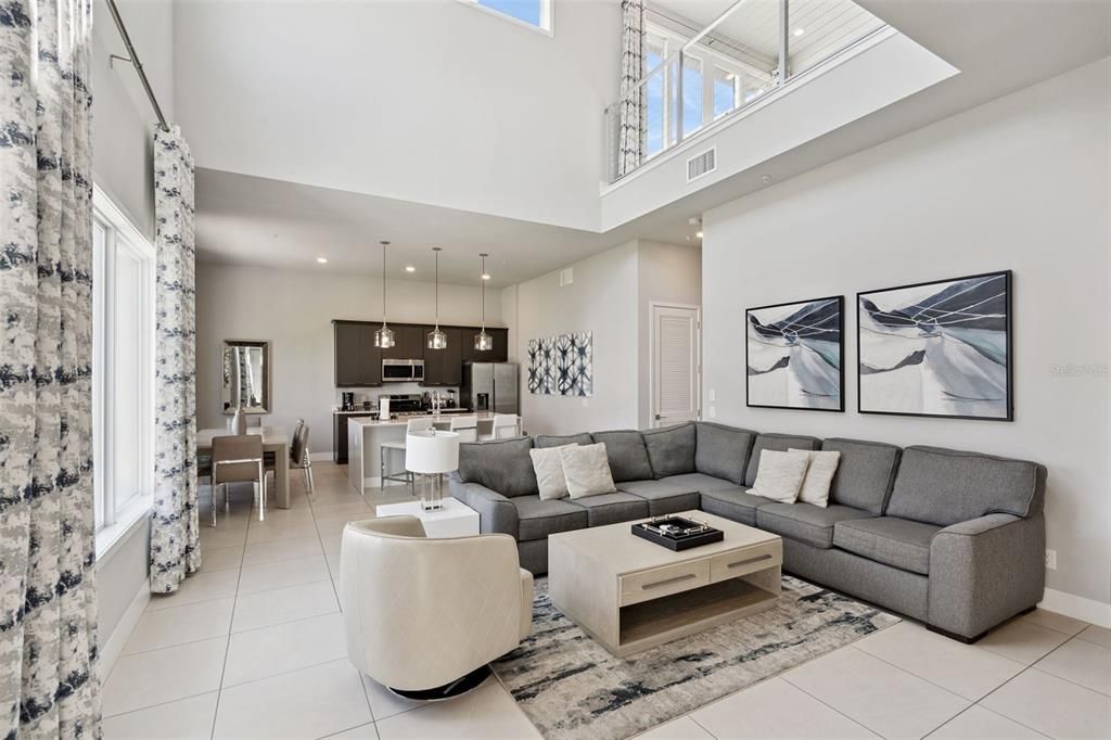 На продажу: $449,999 (5 спален, 4 ванн, 2630 Квадратных фут)