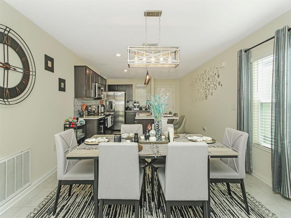 For Sale: $389,900 (3 beds, 2 baths, 1260 Square Feet)