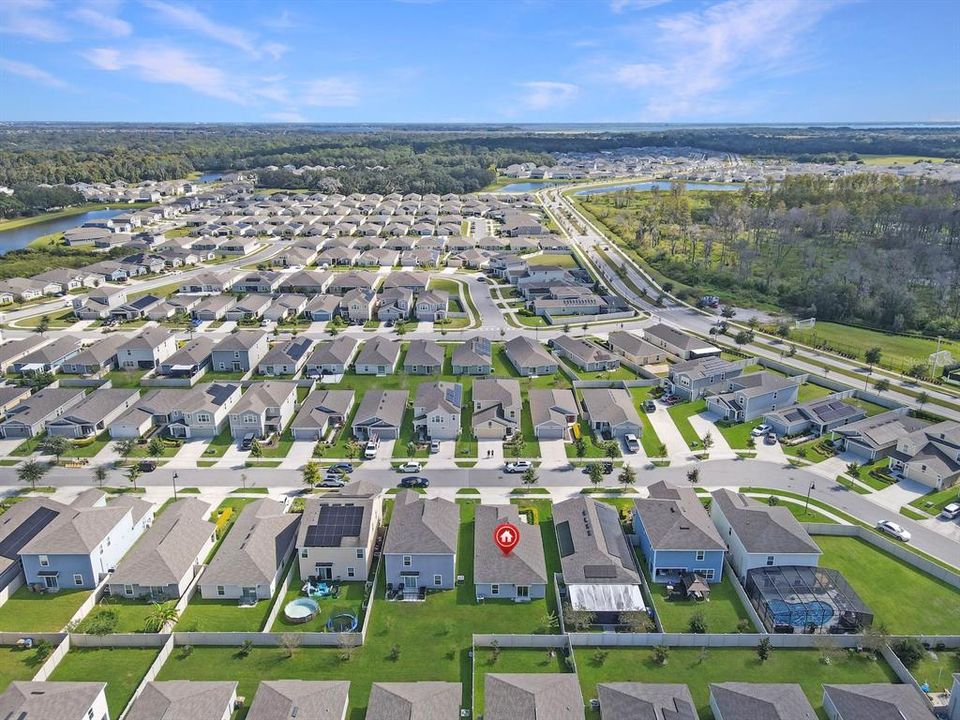 For Sale: $389,900 (3 beds, 2 baths, 1260 Square Feet)