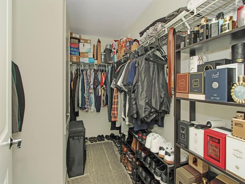 For Sale: $389,900 (3 beds, 2 baths, 1260 Square Feet)