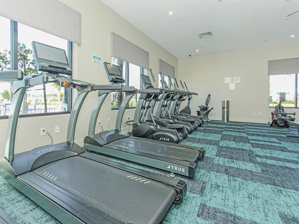 For Sale: $389,900 (3 beds, 2 baths, 1260 Square Feet)