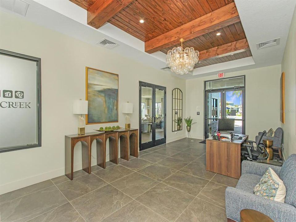 For Sale: $389,900 (3 beds, 2 baths, 1260 Square Feet)