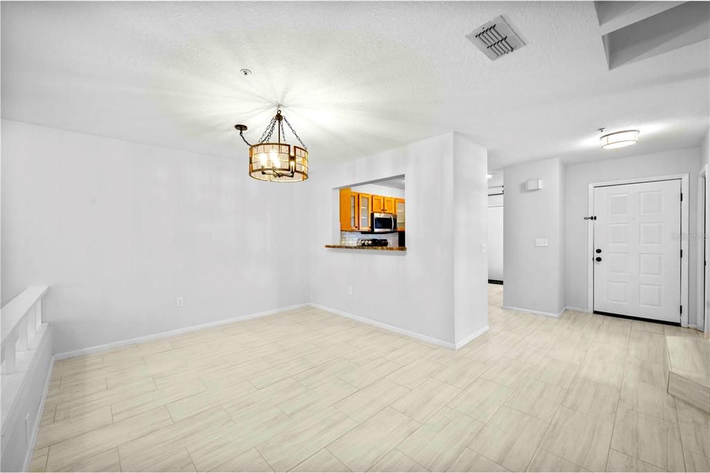 For Sale: $327,900 (3 beds, 2 baths, 1676 Square Feet)