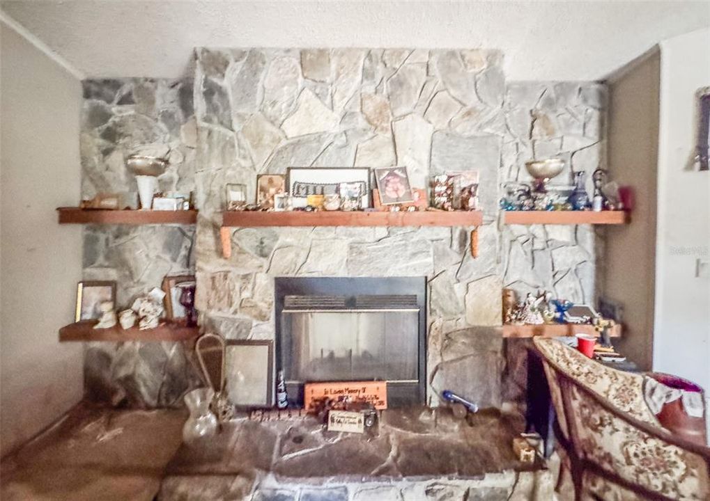 待售: $295,500 (3 贝兹, 2 浴室, 1728 平方英尺)