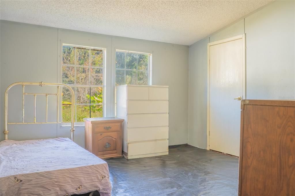 待售: $295,500 (3 贝兹, 2 浴室, 1728 平方英尺)