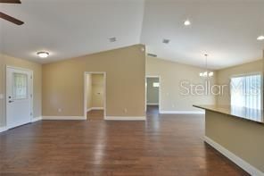 For Rent: $2,295 (3 beds, 2 baths, 1558 Square Feet)