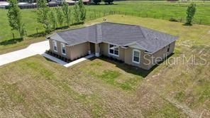 For Rent: $2,295 (3 beds, 2 baths, 1558 Square Feet)