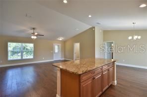 For Rent: $2,295 (3 beds, 2 baths, 1558 Square Feet)