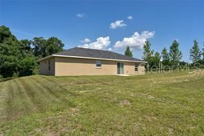 For Rent: $2,295 (3 beds, 2 baths, 1558 Square Feet)