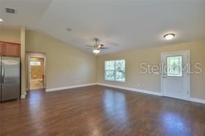 For Rent: $2,295 (3 beds, 2 baths, 1558 Square Feet)