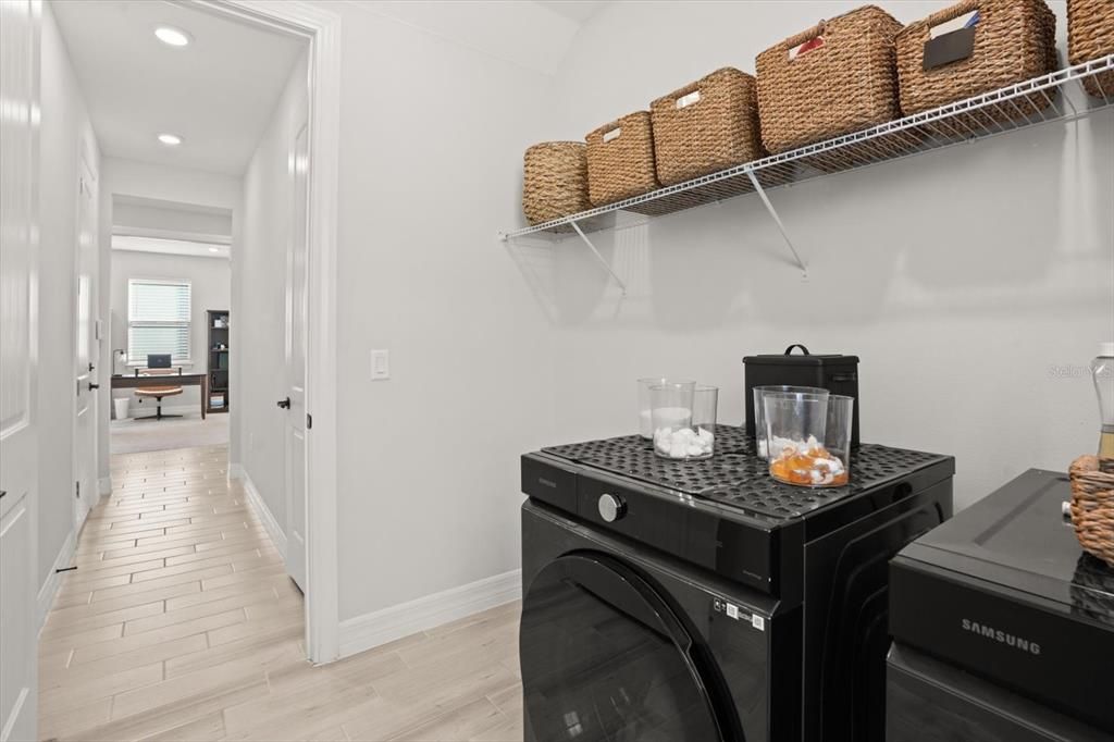 待售: $799,900 (4 贝兹, 3 浴室, 2884 平方英尺)