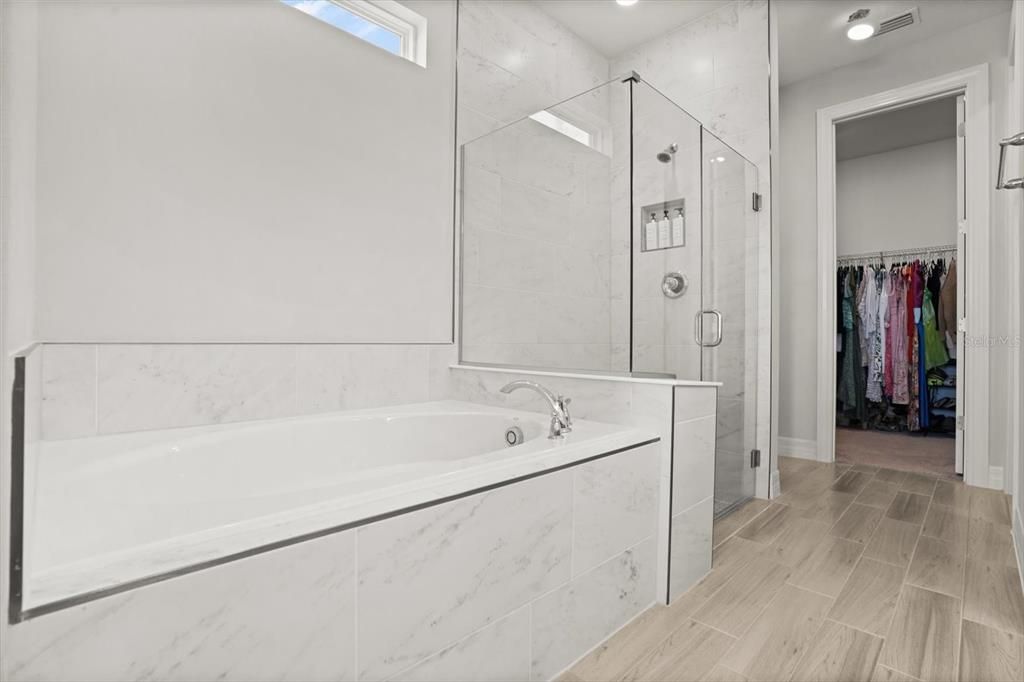 待售: $799,900 (4 贝兹, 3 浴室, 2884 平方英尺)