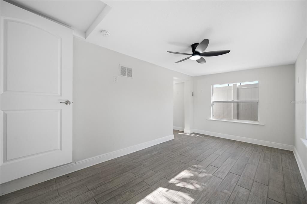 For Sale: $724,000 (3 beds, 2 baths, 1362 Square Feet)