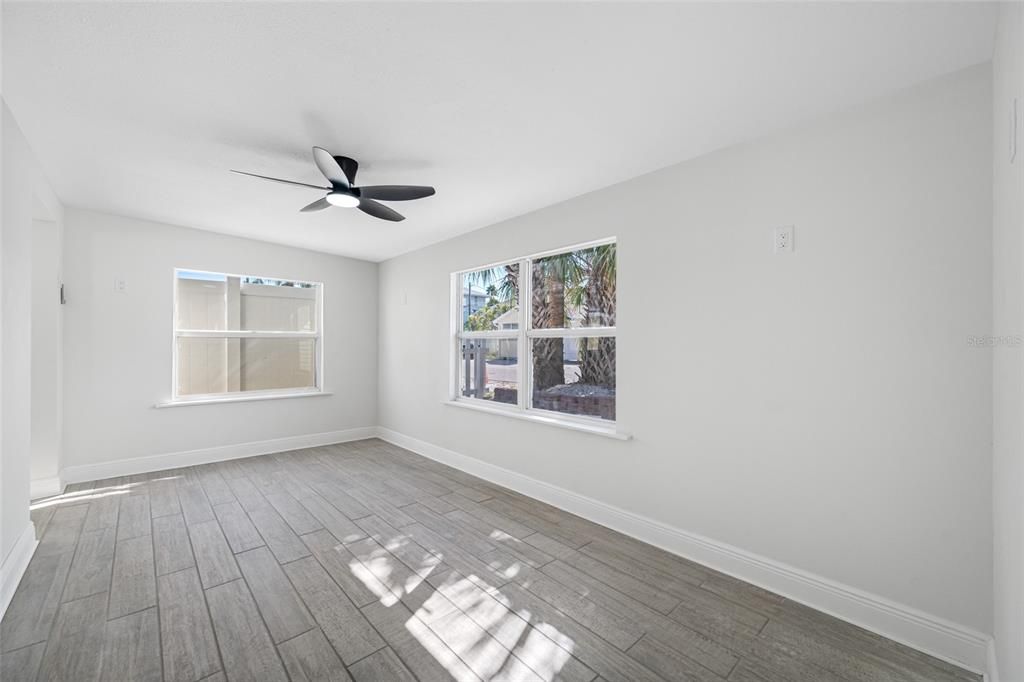 For Sale: $724,000 (3 beds, 2 baths, 1362 Square Feet)