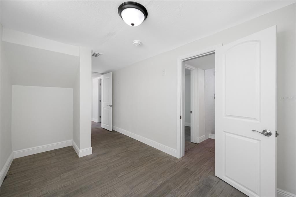 For Sale: $724,000 (3 beds, 2 baths, 1362 Square Feet)