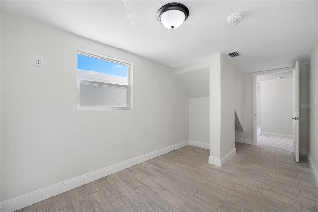 For Sale: $724,000 (3 beds, 2 baths, 1362 Square Feet)