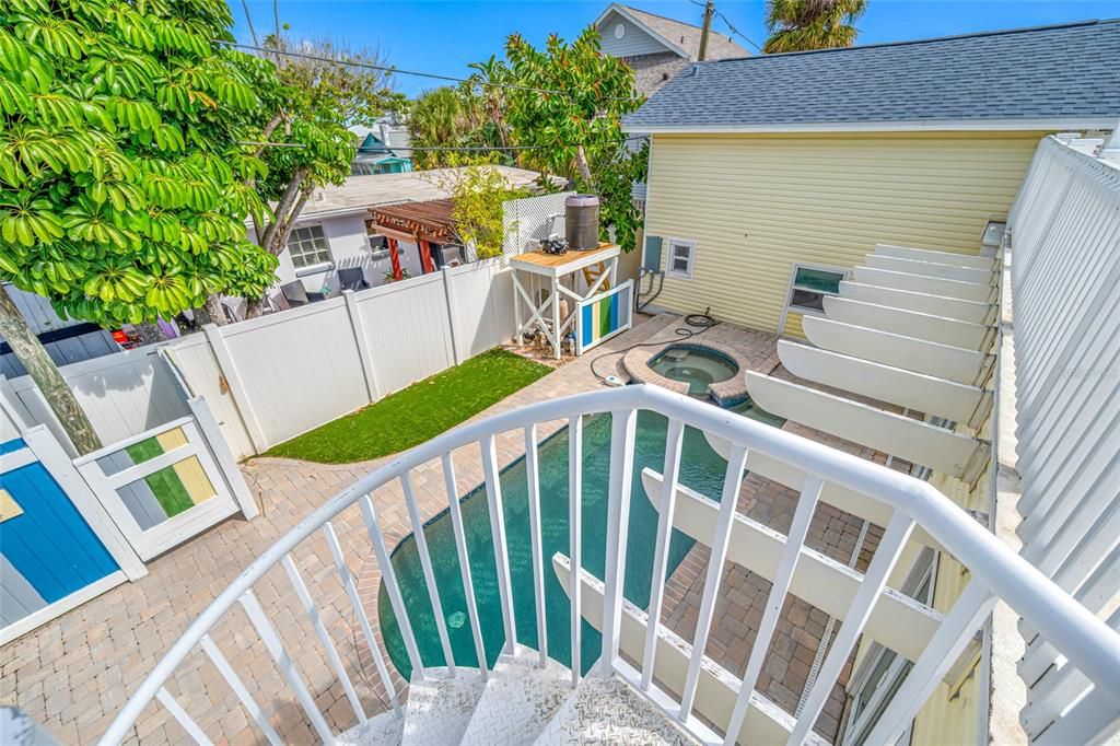 For Sale: $724,000 (3 beds, 2 baths, 1362 Square Feet)