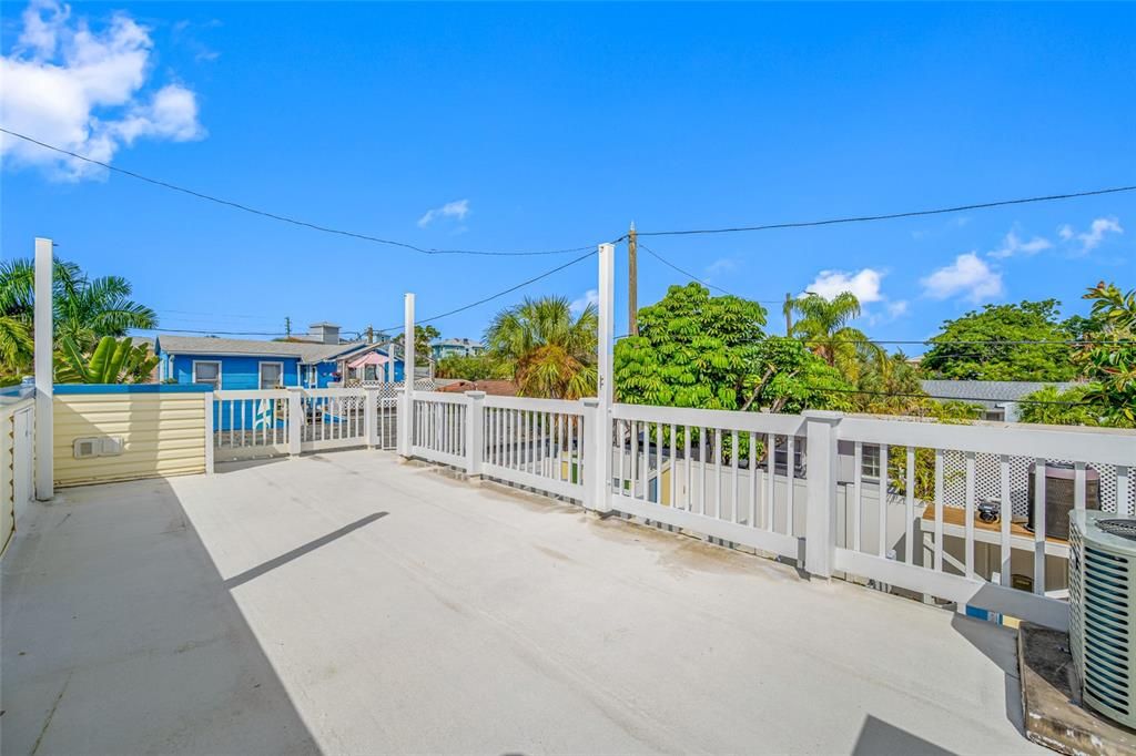 For Sale: $724,000 (3 beds, 2 baths, 1362 Square Feet)