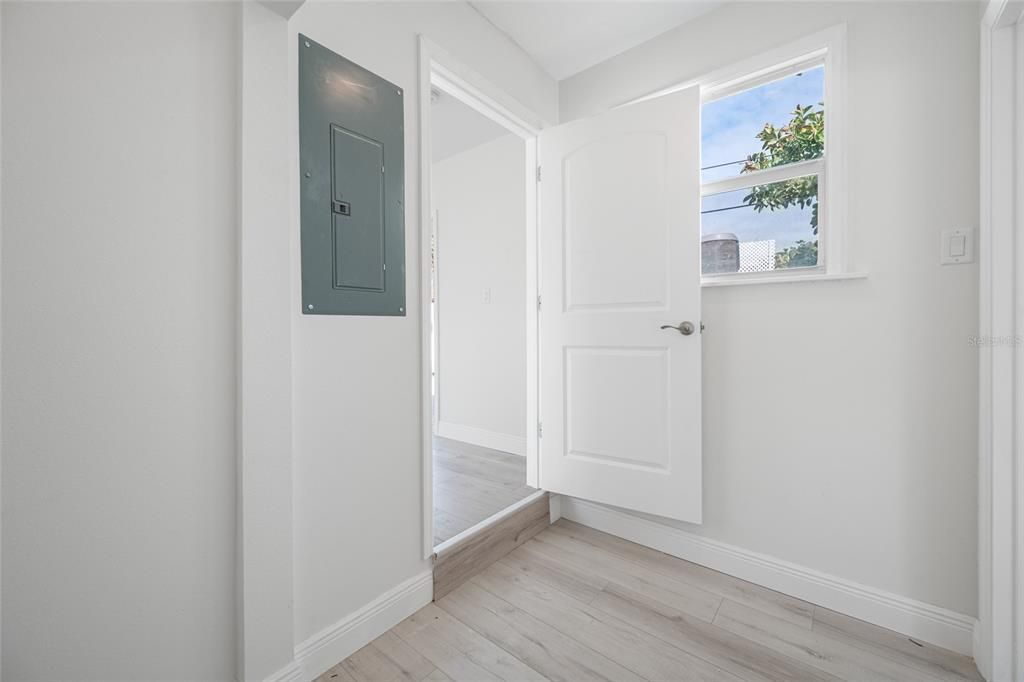 For Sale: $724,000 (3 beds, 2 baths, 1362 Square Feet)