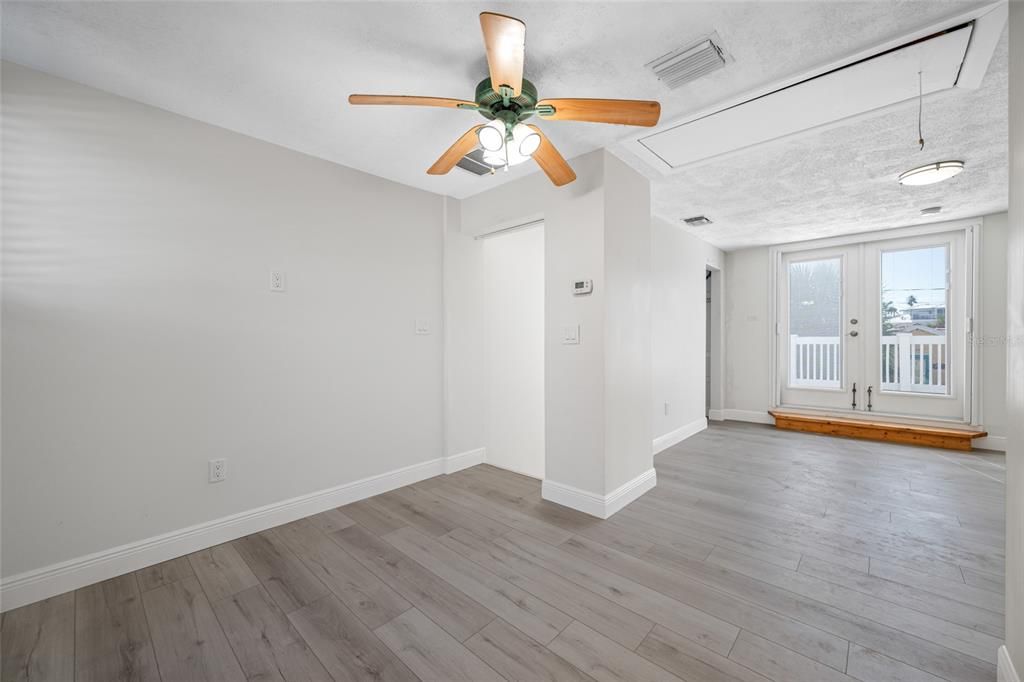 For Sale: $724,000 (3 beds, 2 baths, 1362 Square Feet)