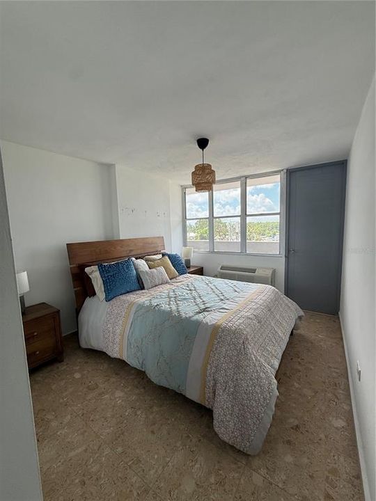 На продажу: $639,000 (2 спален, 2 ванн, 1241 Квадратных фут)