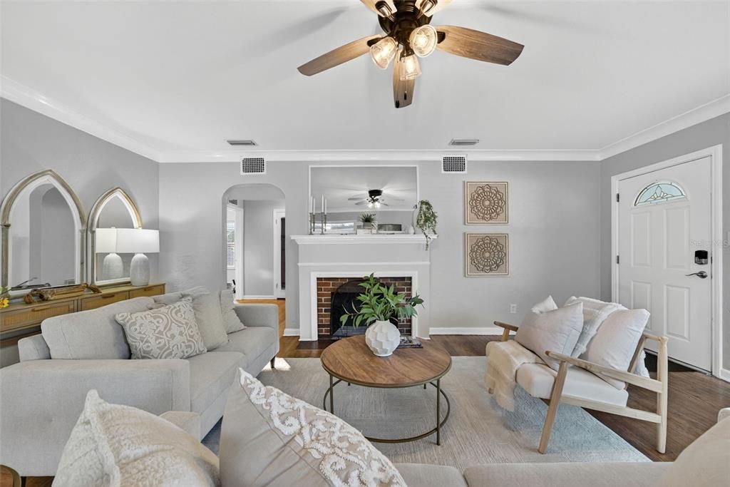 For Sale: $599,000 (3 beds, 2 baths, 1916 Square Feet)