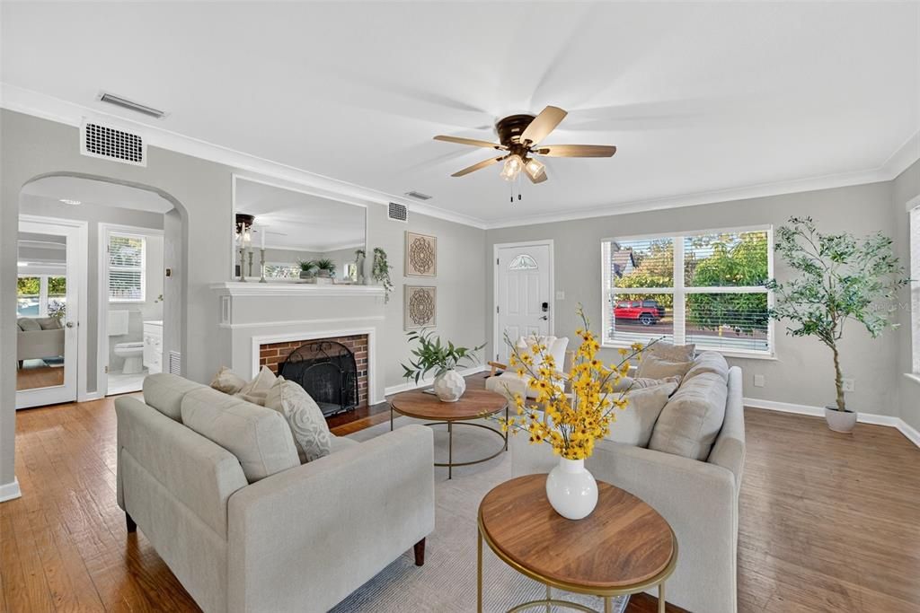 For Sale: $599,000 (3 beds, 2 baths, 1916 Square Feet)