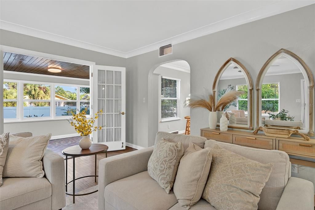 For Sale: $599,000 (3 beds, 2 baths, 1916 Square Feet)