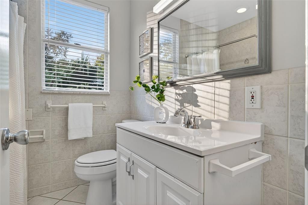 For Sale: $599,000 (3 beds, 2 baths, 1916 Square Feet)