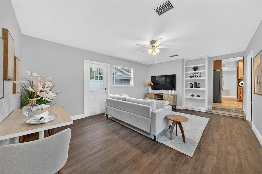 For Sale: $599,000 (3 beds, 2 baths, 1916 Square Feet)