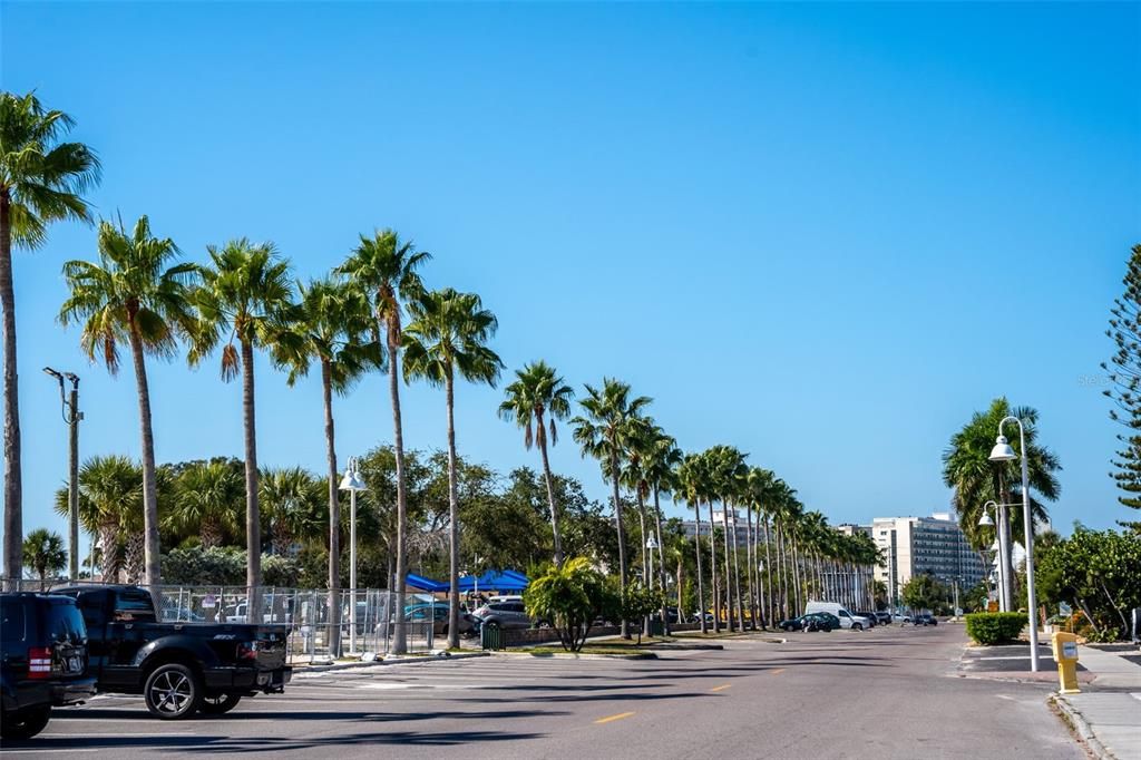 For Sale: $599,000 (3 beds, 2 baths, 1916 Square Feet)