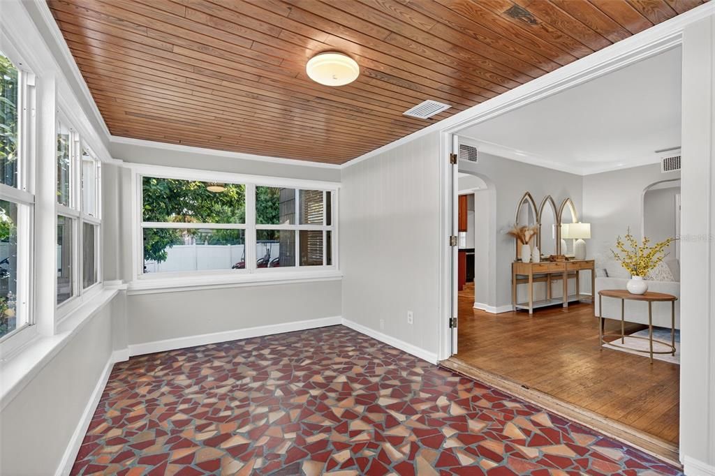 For Sale: $599,000 (3 beds, 2 baths, 1916 Square Feet)