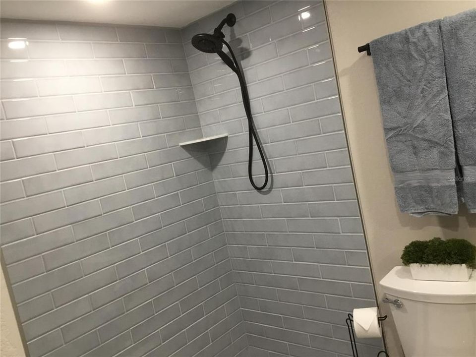 В аренду: $6,800 (2 спален, 2 ванн, 1080 Квадратных фут)