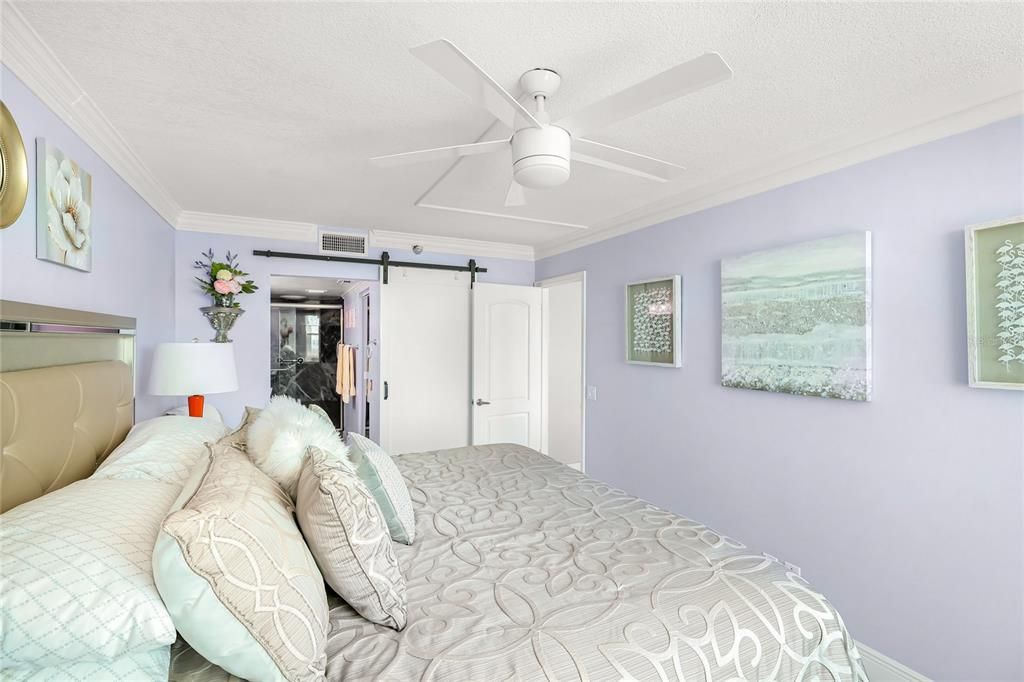 En Venta: $699,000 (2 camas, 2 baños, 1140 Pies cuadrados)