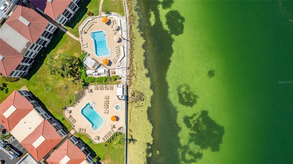 En Venta: $699,000 (2 camas, 2 baños, 1140 Pies cuadrados)