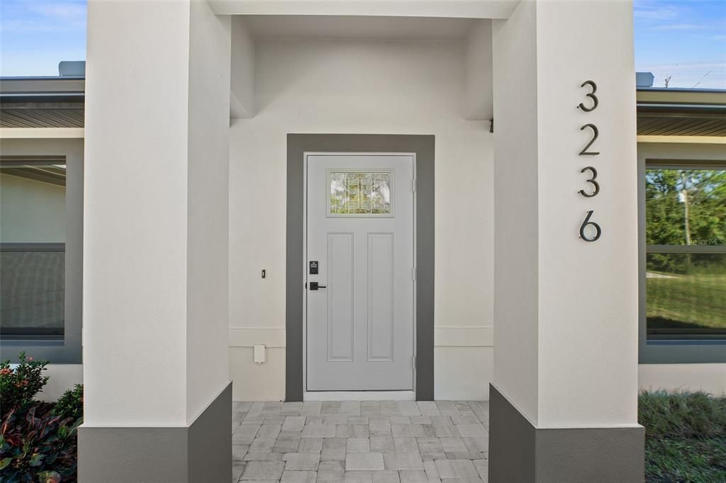 For Sale: $349,000 (3 beds, 2 baths, 1500 Square Feet)