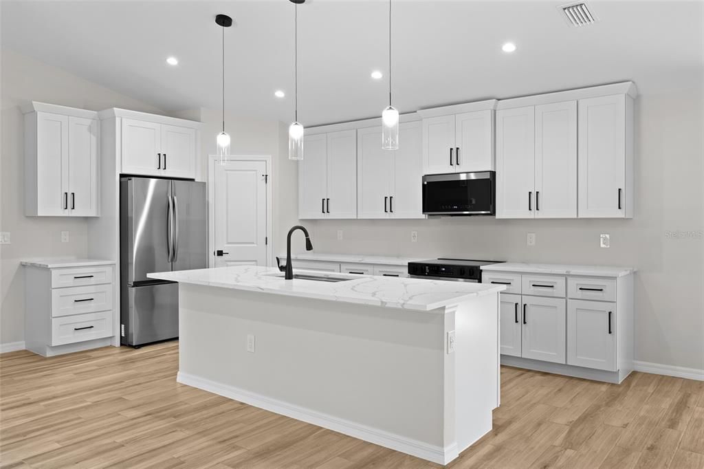 For Sale: $349,000 (3 beds, 2 baths, 1500 Square Feet)