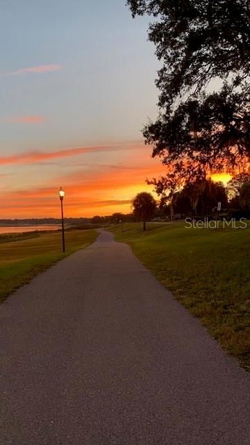 待售: $124,900 (2 贝兹, 1 浴室, 972 平方英尺)