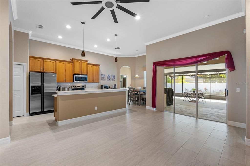 For Sale: $424,900 (4 beds, 3 baths, 2175 Square Feet)