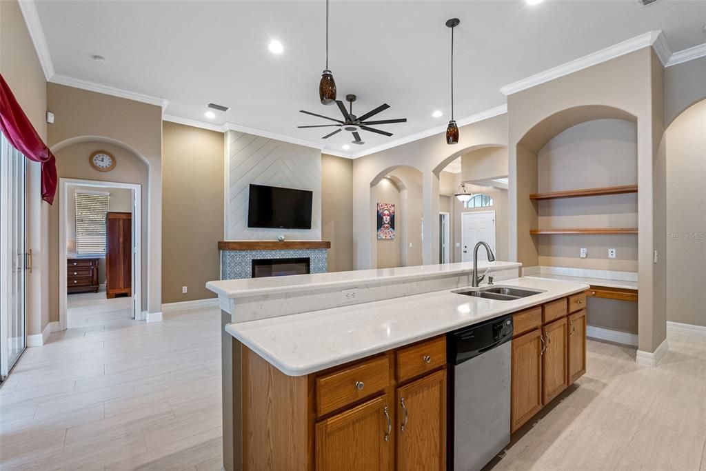 For Sale: $424,900 (4 beds, 3 baths, 2175 Square Feet)